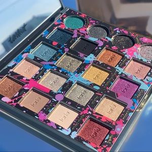 TARTE EYESHADOW PALETTE